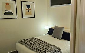 Bendigo Skyline-Luxury Cbd Apartment With Lock Up Garage